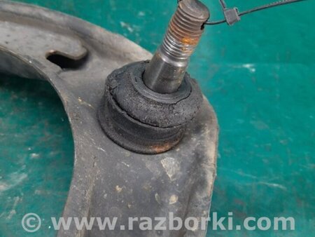 ФОТО Важіль передньої підвіски верхній для Infiniti QX56 Київ