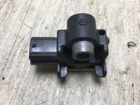 ФОТО Датчик удару для Infiniti M25/M37/M56/Q70/M35H Київ