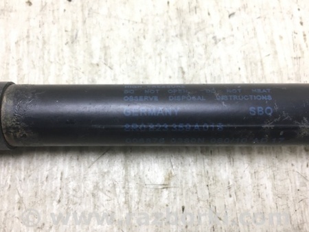 ФОТО Амортизатор капоту для Audi (Ауди) Q5 I 8R (08-17) Київ