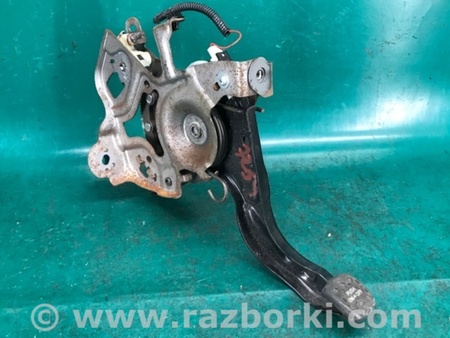 ФОТО Педаль стоянкового гальма для Toyota Prius IV XW50 (15-22) Київ