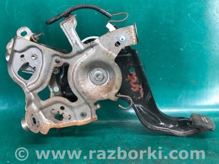 ФОТО Педаль стоянкового гальма для Toyota Prius IV XW50 (15-22) Київ