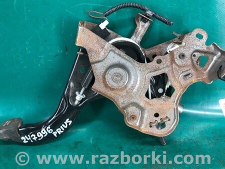 ФОТО Педаль стоянкового гальма для Toyota Prius IV XW50 (15-22) Київ