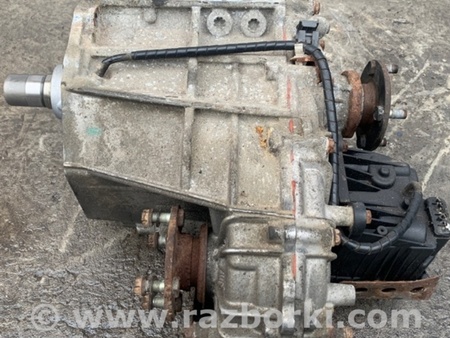 ФОТО Роздавальна коробка для Toyota Sequoia (01-07) Київ