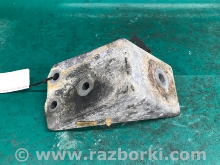 ФОТО Кронштейн двигуна для Mazda Tribute Київ