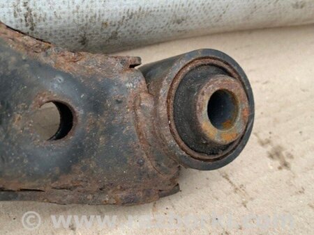 ФОТО Важіль задньої підвіски поперечний верхній для Nissan Juke (10-19) Київ