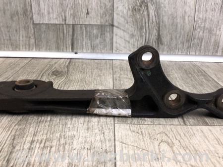 ФОТО Кронштейн редуктора для Toyota Land Cruiser Prado J120 (02-09) Київ