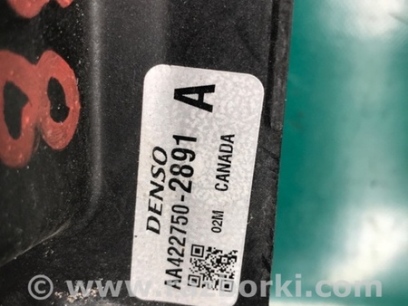 ФОТО Дифузор вентилятора основного радіатора для Toyota Matrix (08-14) Київ