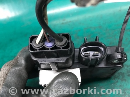 ФОТО Блок керування вентилятором радіатора для Toyota Matrix (08-14) Київ