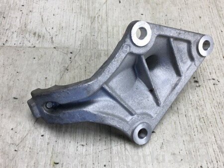 ФОТО Кронштейн проміжного валу для Ford Focus 3 (01.2010 - 03.2018) Київ