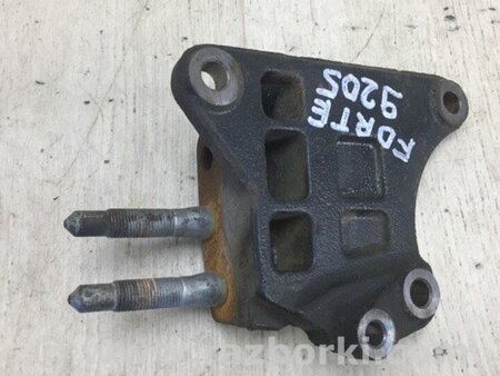 ФОТО Кронштейн двигуна для KIA Cerato 2 TD (08-12) Київ