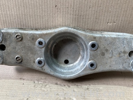 ФОТО Кронштейн крепления КПП для Lexus LS460 USF41/UVF45 (07-12) Київ