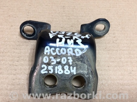 ФОТО Петля двері нижня для Honda Accord VII CM універсал (02-08) Київ