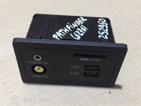 ФОТО USB адаптер для Nissan Pathfinder R52 (12-21) Київ