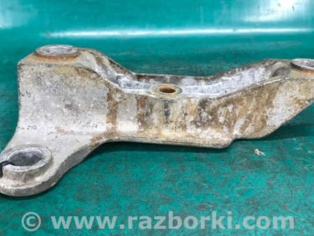 ФОТО Кронштейн двигуна для Mazda CX-7 Київ