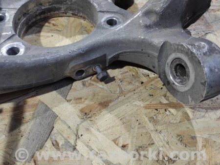 ФОТО Кулак поворотний для Lexus LS600 HL Київ