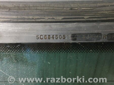 ФОТО Скло заднє для Volkswagen Jetta USA (10-17) Київ