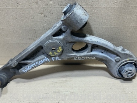 ФОТО Важіль передньої підвіски нижній для Dodge Dart (12-16) Київ