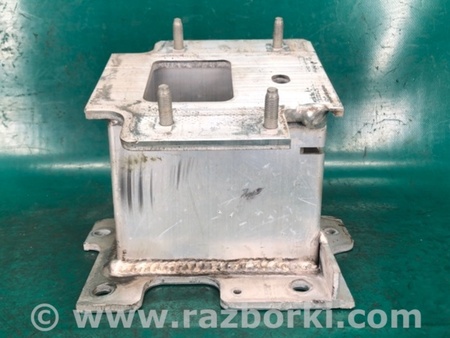 ФОТО Кронштейн підсилювача переднього бампера для Nissan Pathfinder R52 (12-21) Київ