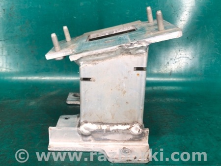 ФОТО Кронштейн підсилювача переднього бампера для Nissan Pathfinder R52 (12-21) Київ