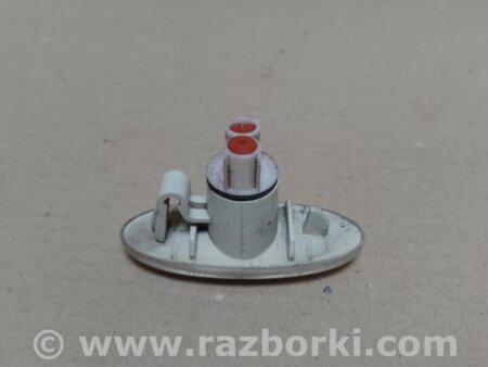 ФОТО Повторювач повороту у крило для Nissan LEAF (10-17) Київ