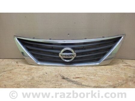 ФОТО Решітка радіатора для Nissan Versa B17 Київ