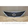 Решітка радіатора Nissan Versa B17