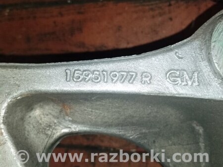 ФОТО Важіль задньої підвіски нижній поперечний для Buick Enclave (08-12) Київ