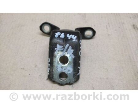 ФОТО Петля двері верхня для Nissan Frontier D40 (04-21) Київ