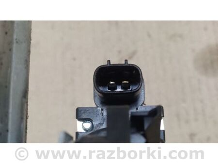 ФОТО Склопідйомник для Nissan Versa B17 Київ