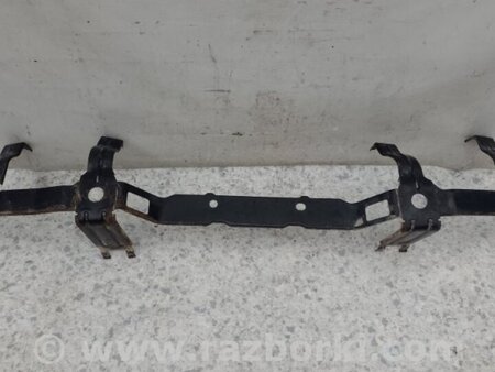 ФОТО Кронштейн заднього бампера для Nissan Titan (04-16) Київ