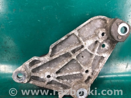 ФОТО Кронштейн натяжного ролика для Infiniti M25/M37/M56/Q70/M35H Київ