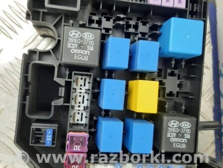 ФОТО Блок запобіжників моторний відсік для Hyundai Tucson I JM (04-10) Київ