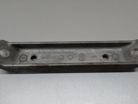 ФОТО Кронштейн крепления КПП для Cadillac SRX (2009-2016) Київ