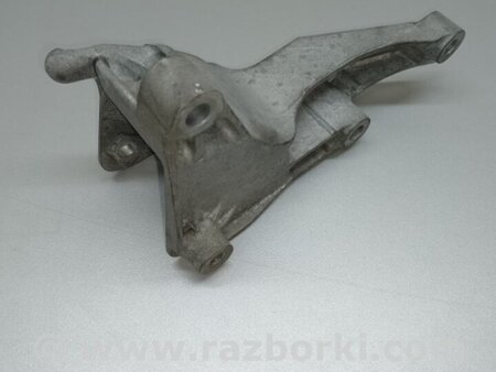 ФОТО кронштейн опори двигуна для Cadillac SRX (2009-2016) Київ