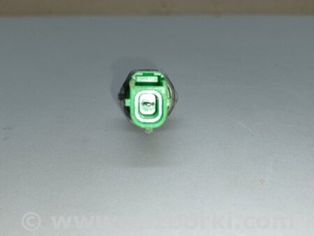 ФОТО Датчик тиску олії ДВЗ для Land Rover Evoque (12-18) Київ