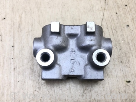 ФОТО Гальмівний розподільник для Honda Legend Київ