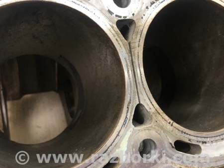 ФОТО Блок цилиндров для Infiniti QX56 Київ