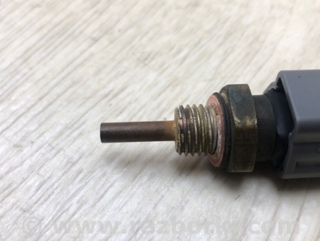 ФОТО Датчик температури охолоджувальної рідини для Nissan Titan (04-16) Київ