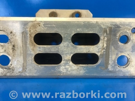 ФОТО Кронштейн підсилювача переднього бампера для Toyota Prius+ III XW30 Alpha/v (11-14) Київ