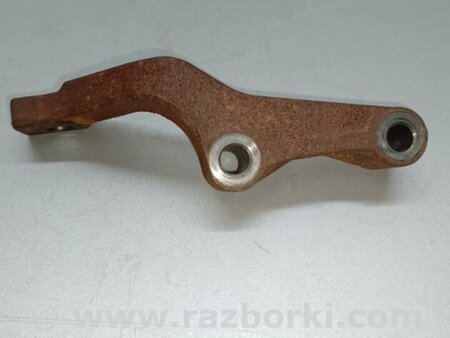 ФОТО Кронштейн крепления КПП для Nissan Pathfinder R52 (12-21) Київ