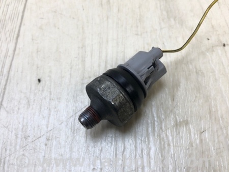 ФОТО Датчик тиску олії ДВЗ для Toyota Solara Київ