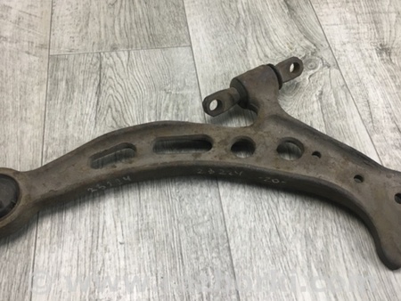 ФОТО Важіль передньої підвіски нижній для Toyota Camry 20 XV20 (96-02) Київ