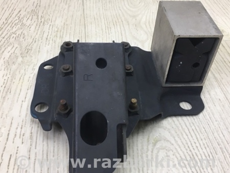 ФОТО Кронштейн підсилювача переднього бампера для Subaru Forester SG S11 (02-08) Київ