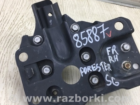 ФОТО Кронштейн підсилювача переднього бампера для Subaru Forester SG S11 (02-08) Київ