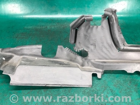 ФОТО дефлектор радіатора для Nissan Frontier D40 (04-21) Київ