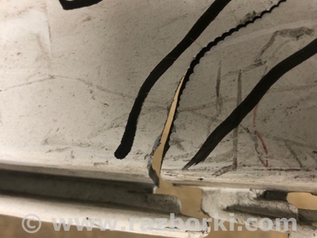 ФОТО Бампер передній для Toyota Avensis T270 (10.2008-12.2012) Київ