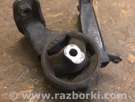 ФОТО Подушка двигуна для Toyota Avensis T270 (10.2008-12.2012) Київ