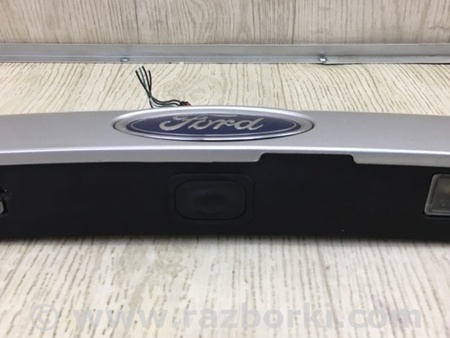 ФОТО Накладка кришки багажника для Ford Fiesta Mk6 (2008-2017) Київ