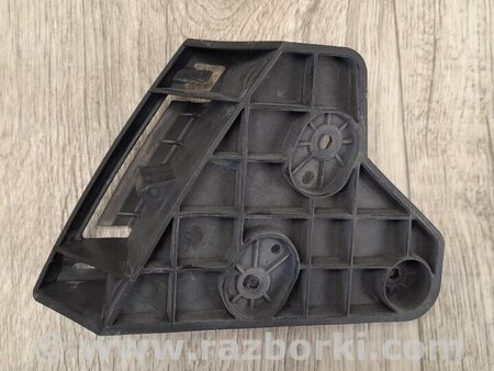 ФОТО Кронштейн кріплення фари для Nissan NV200 USA (2013-) Київ