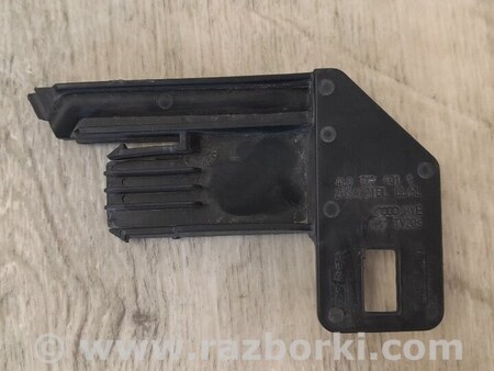 ФОТО Кронштейн для Volkswagen Touareg (02-07) Київ